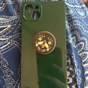 Green iPhone 14 Plus Case with Bee Pop Socket